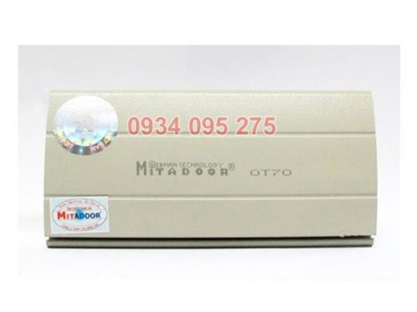 Cửa cuốn Mitadoor OT70