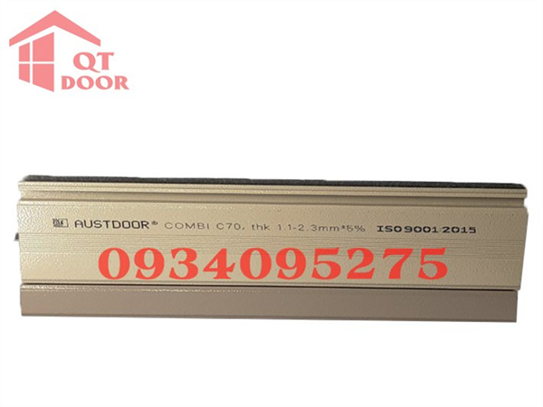 Cửa cuốn Austdoor C70 Combi