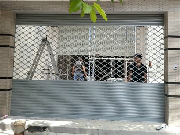 Cửa cuốn mắc võng sơn tĩnh điện