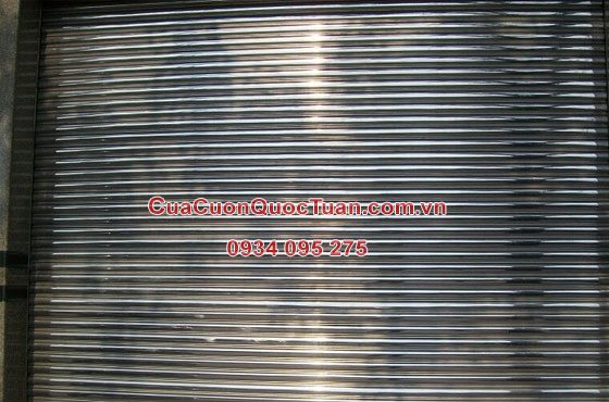 Lá cửa cuốn inox dày 6 dem